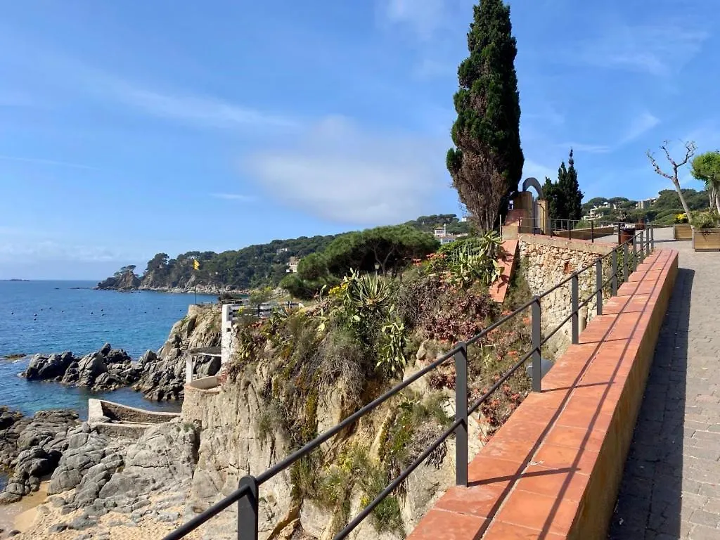 House With Shared Pool, 2 Bathrooms, 700M From Beach Calella De Palafrugell