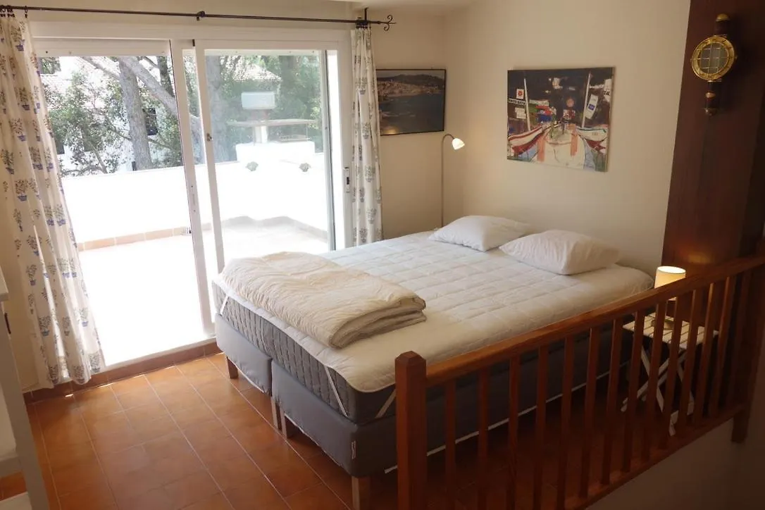 House With Shared Pool, 2 Bathrooms, 700M From Beach Calella De Palafrugell